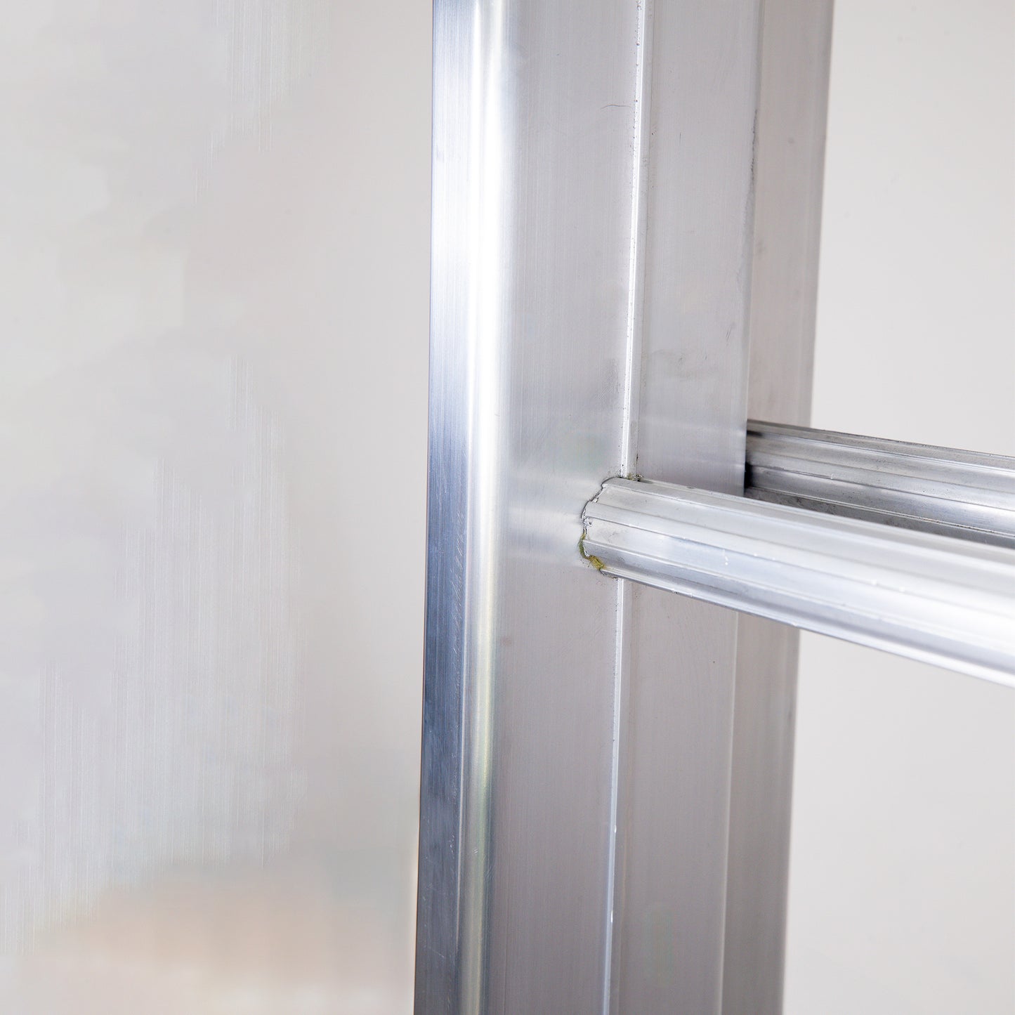 Forlezer 12m Aluminium Round Rung Extension Ladder
