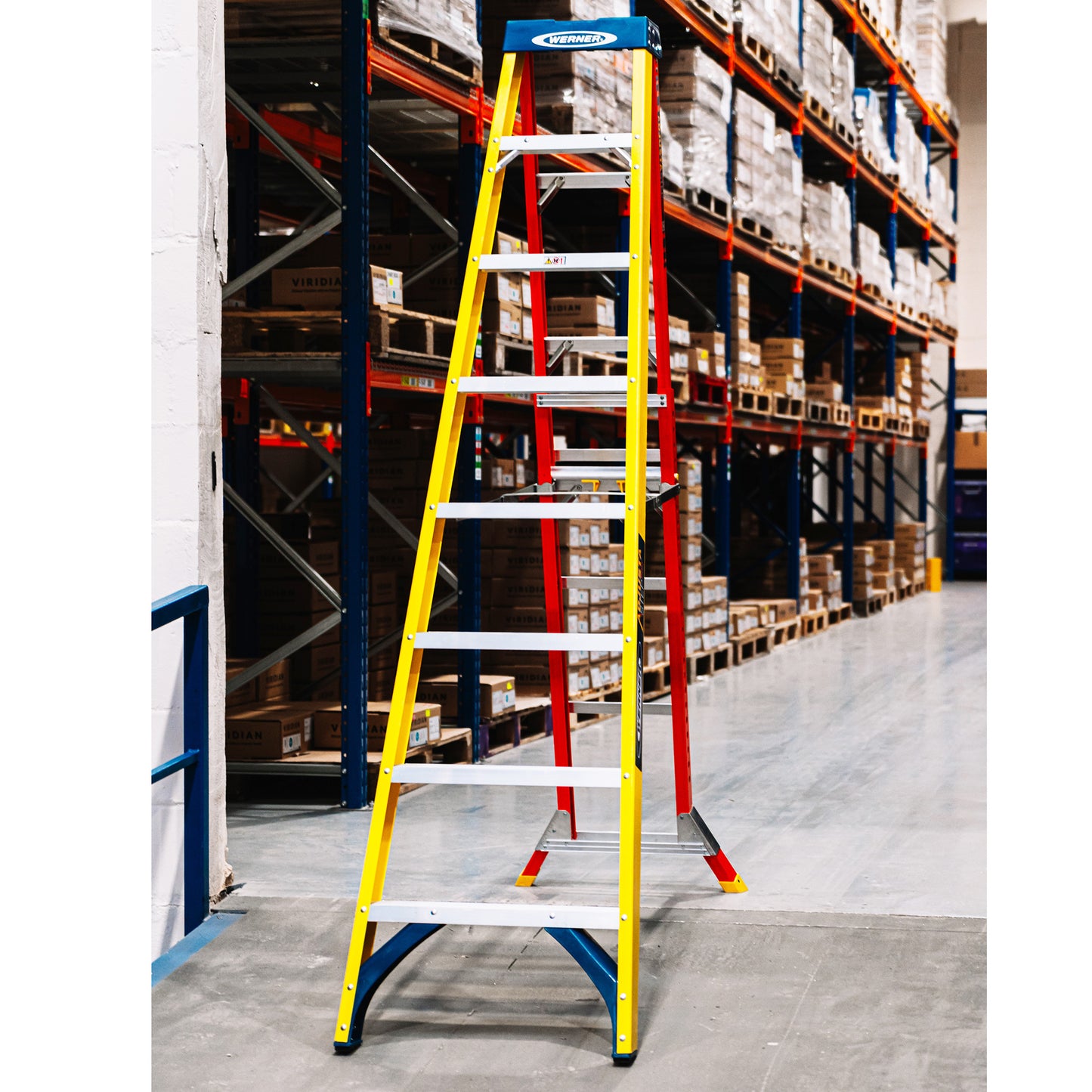 Werner AdjustaStep PRO® Fibreglass Stepladder 8 Tread