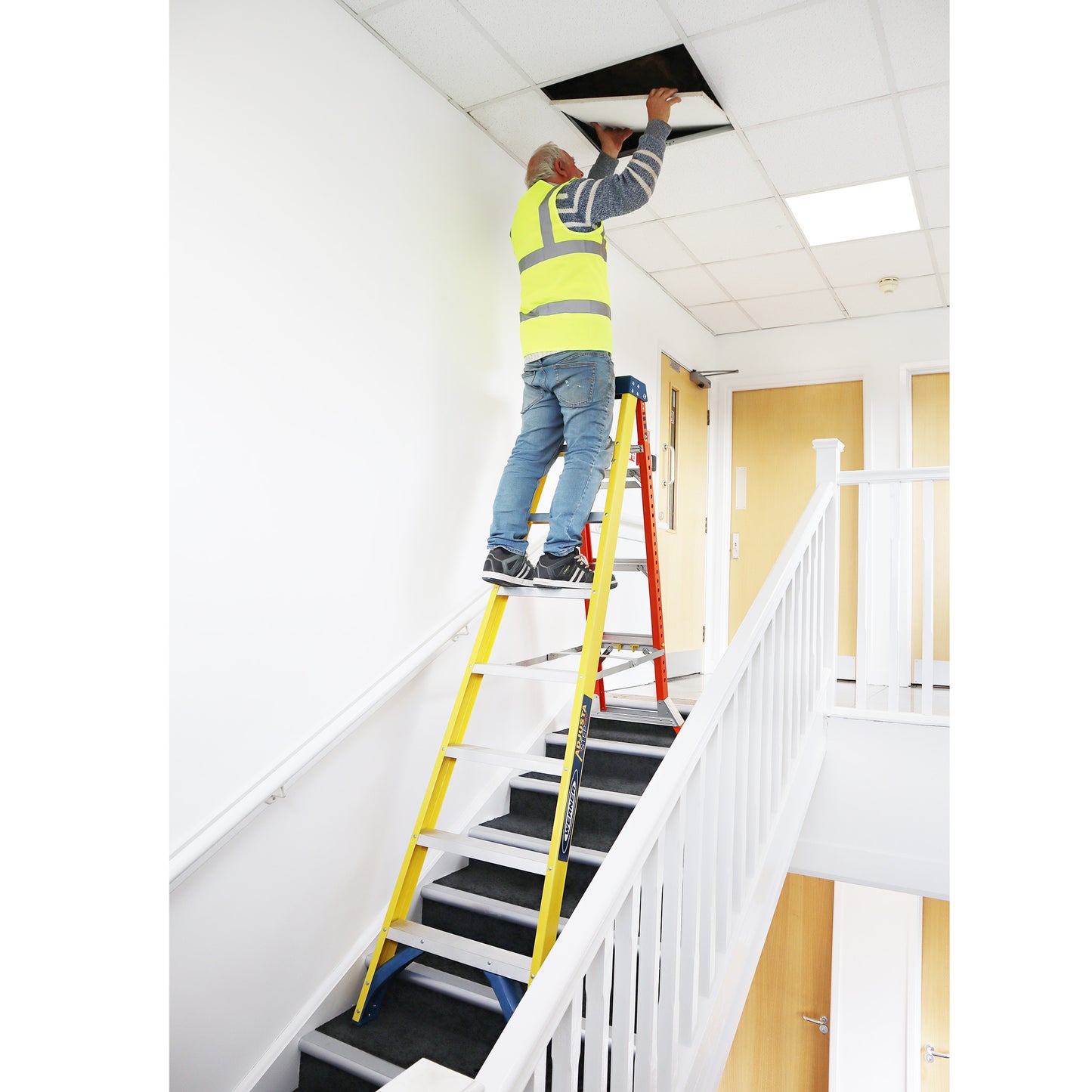 Werner AdjustaStep PRO® Fibreglass Stepladder 8 Tread