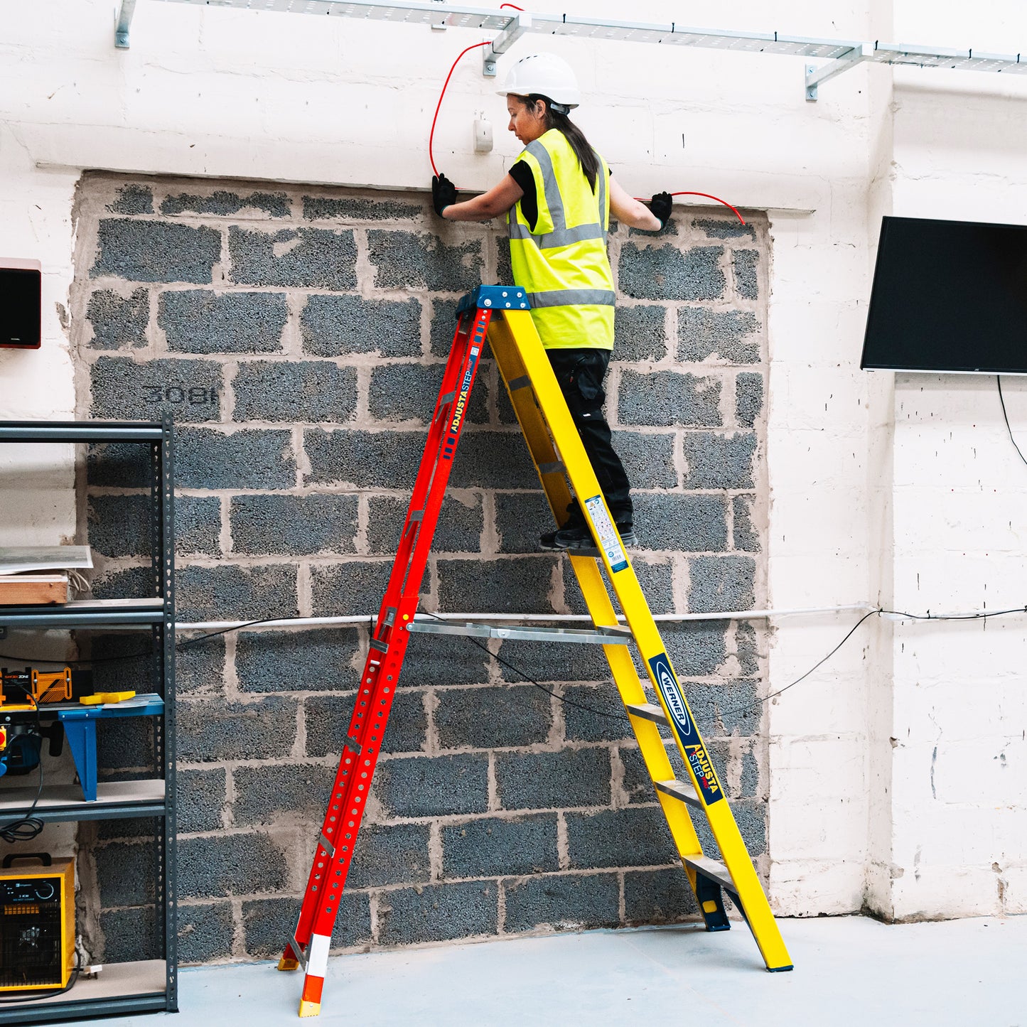 Werner AdjustaStep PRO® Fibreglass Stepladder 8 Tread