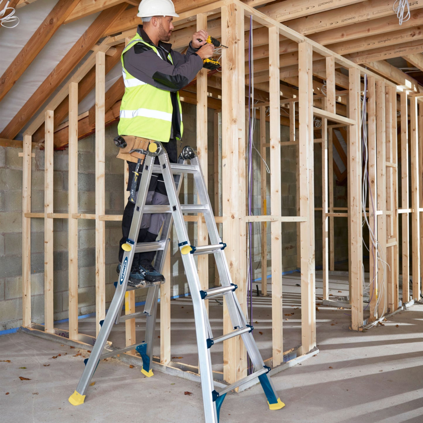 Werner Telescopic Multi-purpose Ladder 4x4