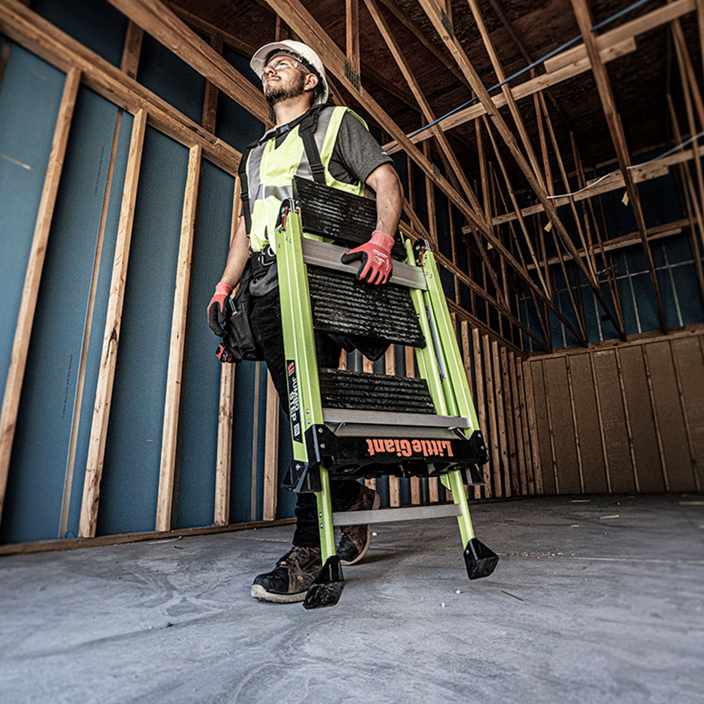 Little Giant Fibreglass Jumbo Safety Step ladder - 3 Tread