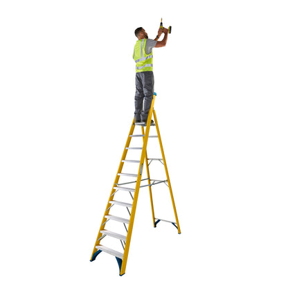 Werner Fibreglass Platform Stepladder 10 Tread