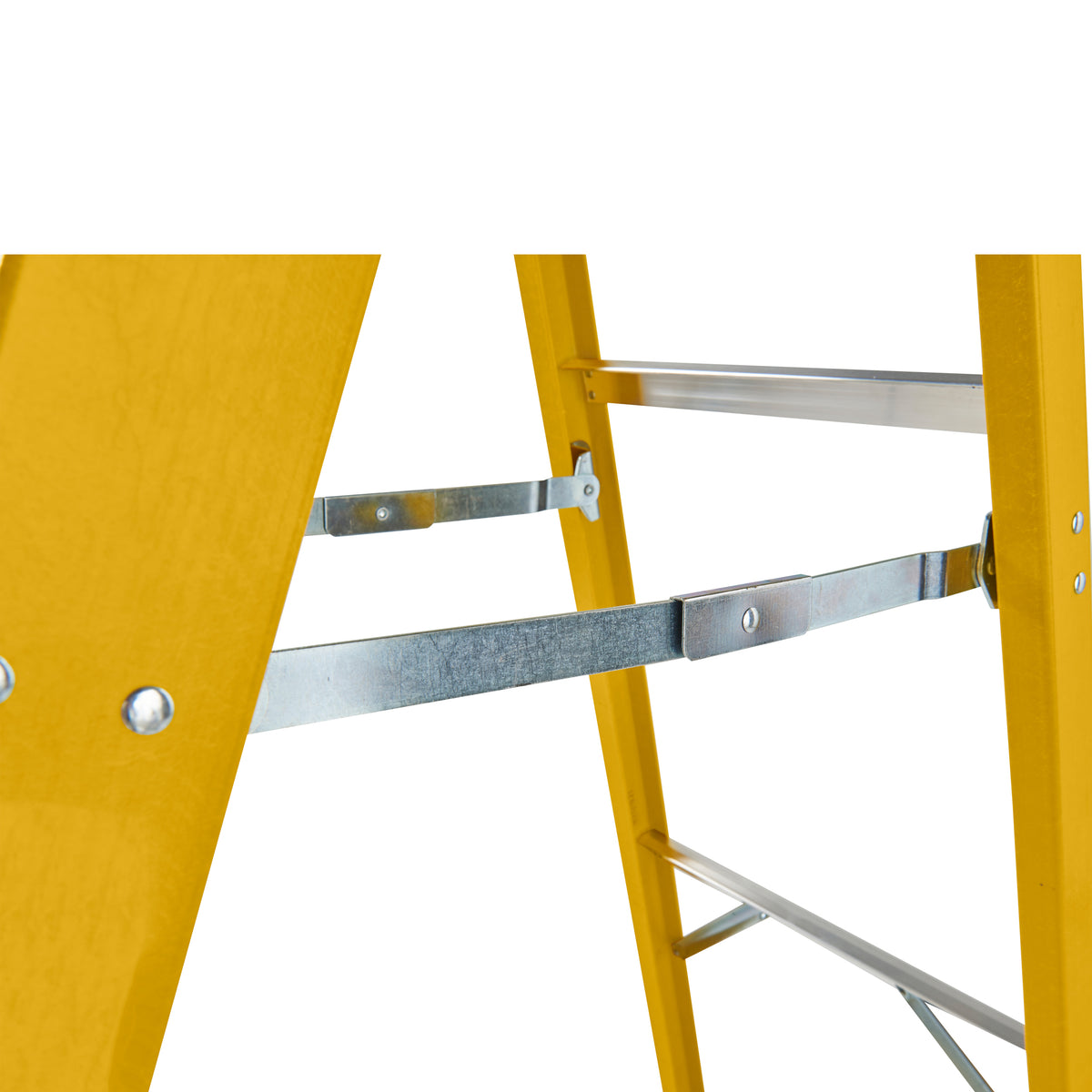 Werner Fibreglass Platform Stepladder 3 Tread
