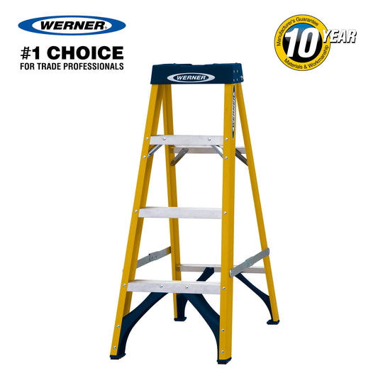 Werner Fibreglass Platform Stepladder 4 Tread